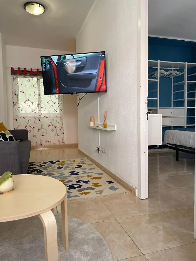 Sunny Apartment In The Heart Of Santa Cruz