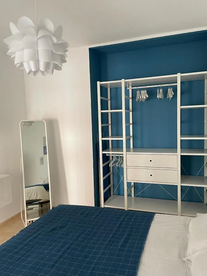 Sunny Apartment In The Heart Of Santa Cruz