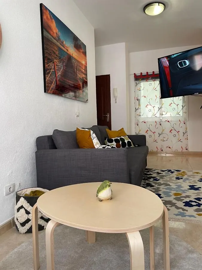 Sunny Apartment In The Heart Of Santa Cruz Spain